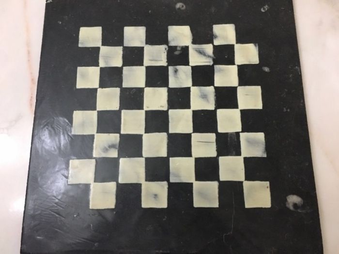 2 tabuleiros de xadrez em pedra (mármore)