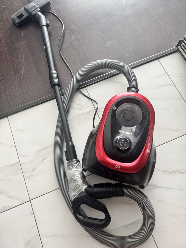 Пилисос samsung SC18M21COVR