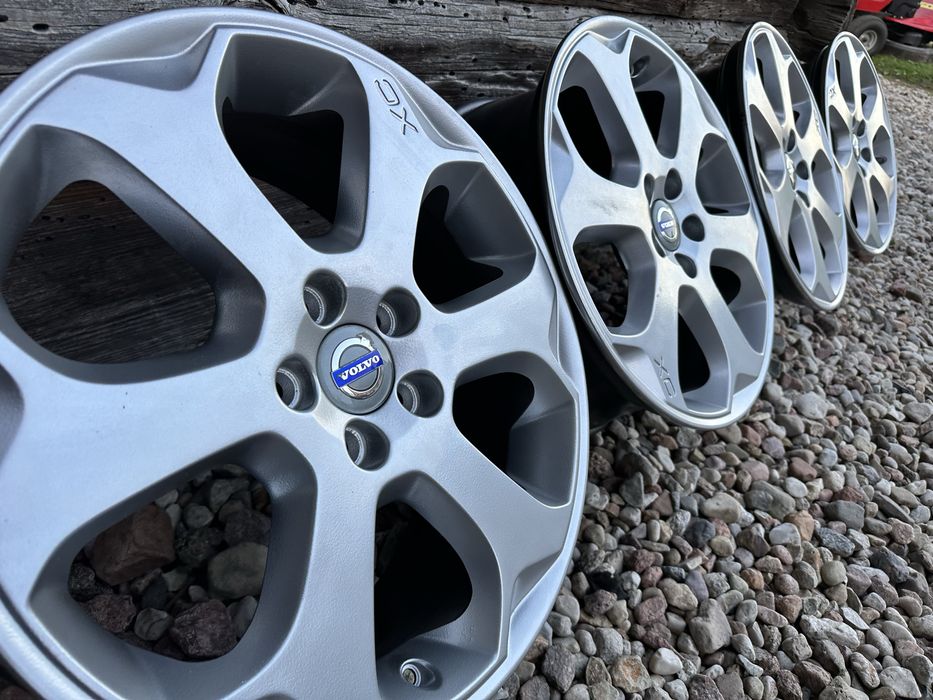 VOLVO XC60 XC70 V60 XC90 kpl koła FELGI 5x108 ET50 FORD PIĘKNE 18”