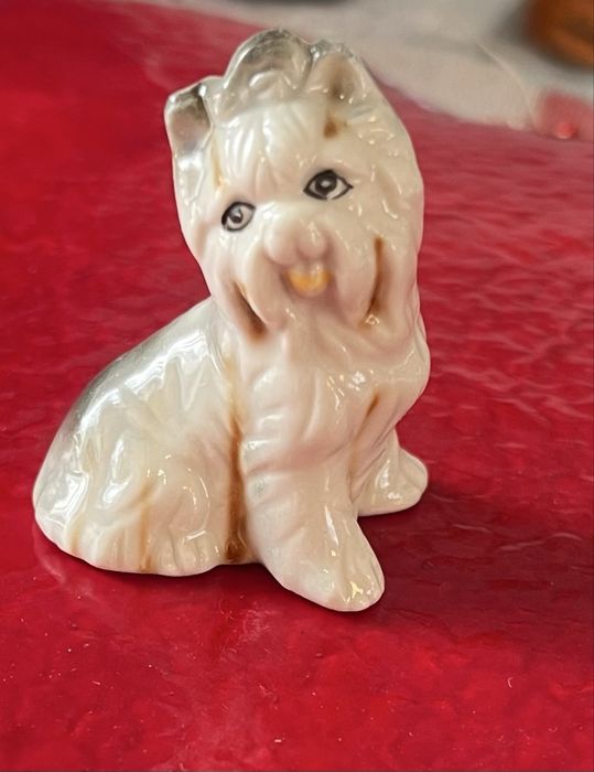 Figurka, pies, pieski, porcelana, PRL