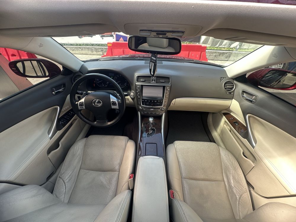 Lexus IS 250 AWD