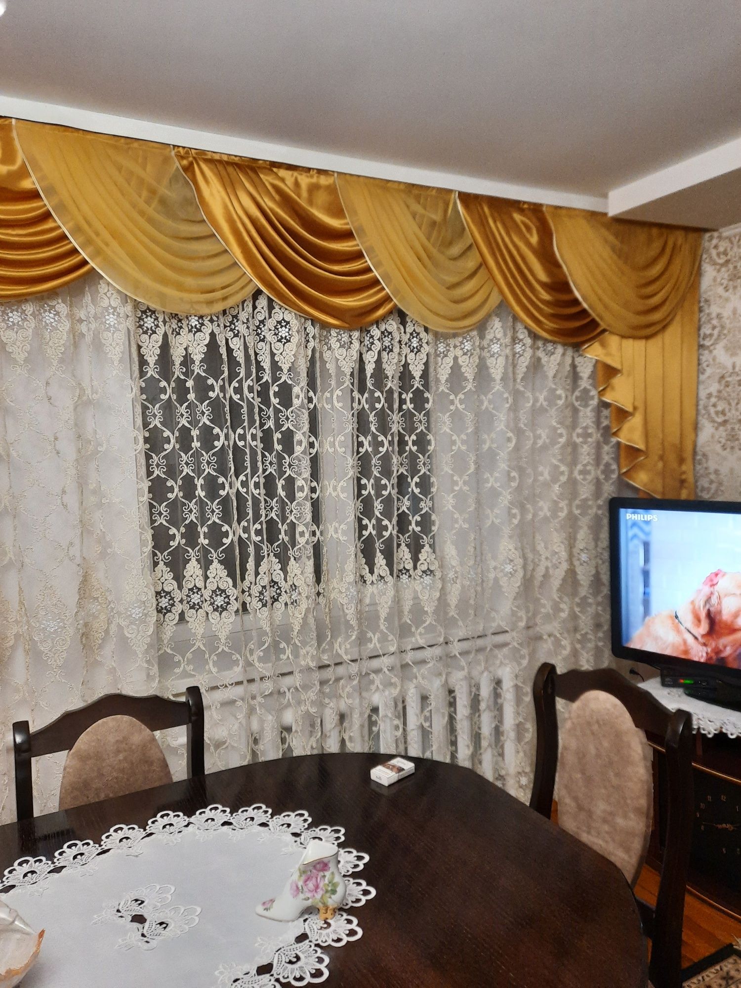 Ламбрикени атласні