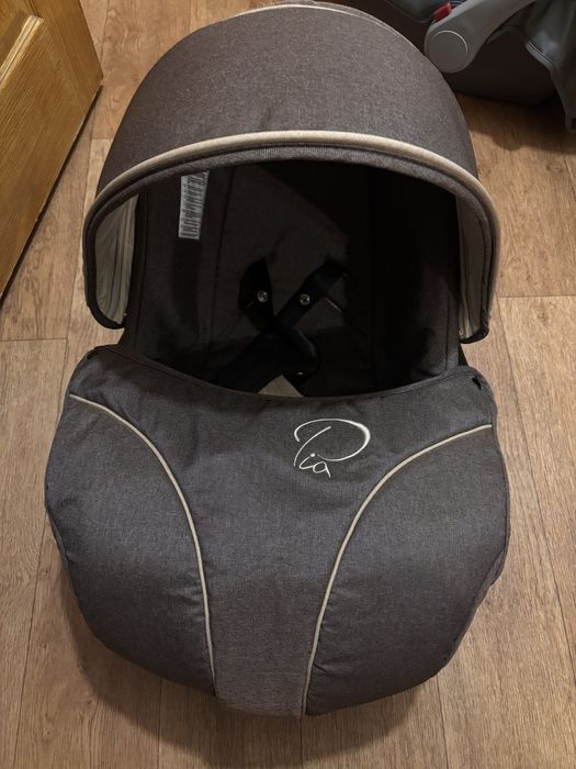 Автокрісло дитяче Press 0