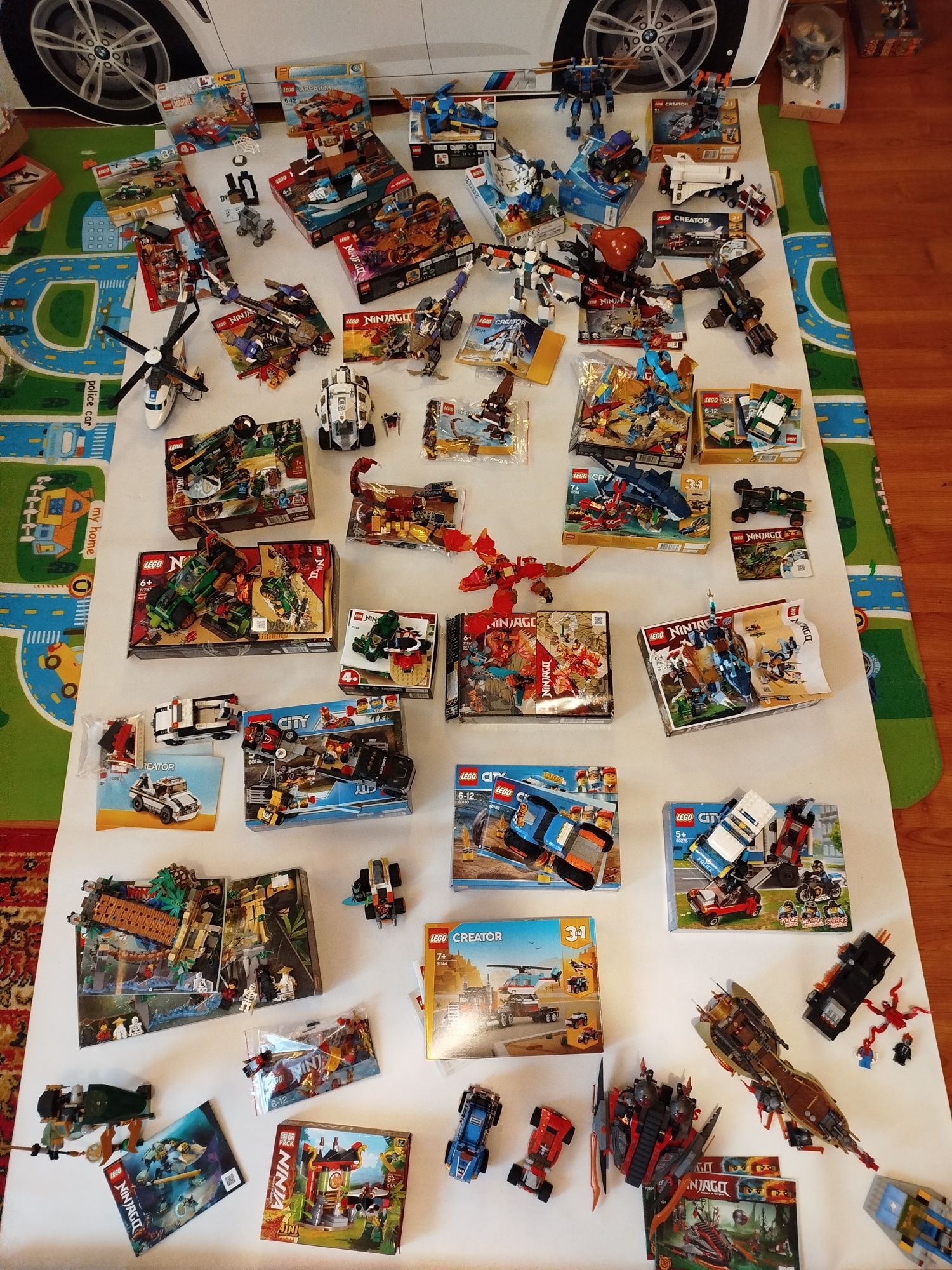 Lego наборы Ninjago, Creator и City.