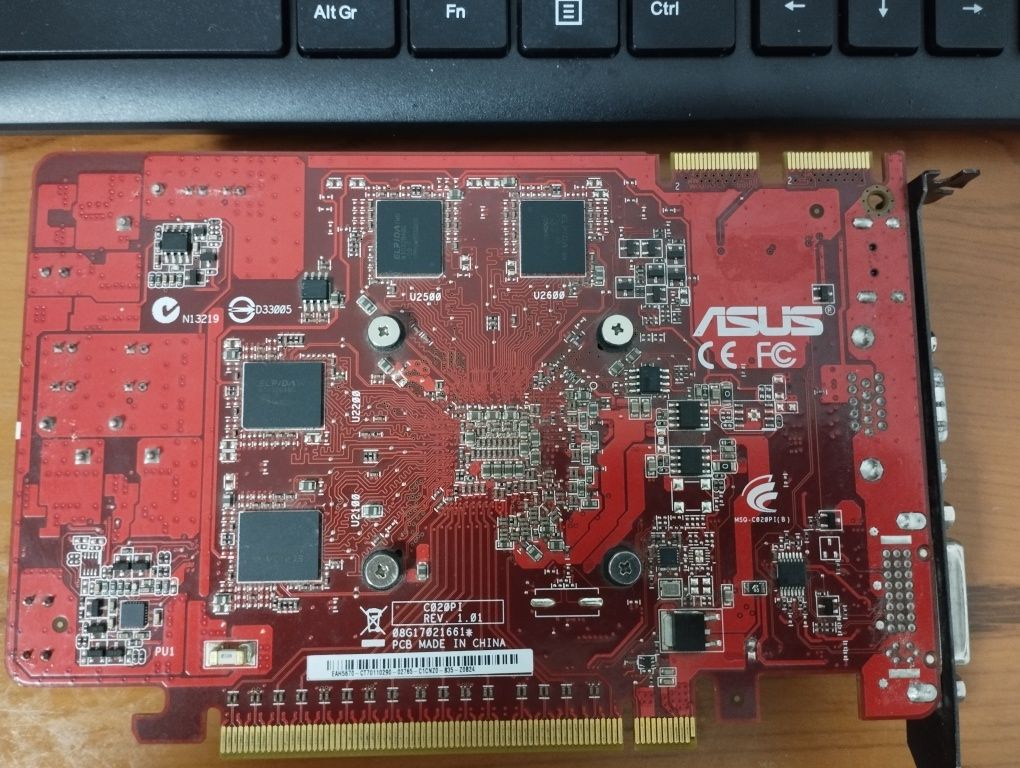 Продам відеокарту Asus Radeon HD 5670 1gb