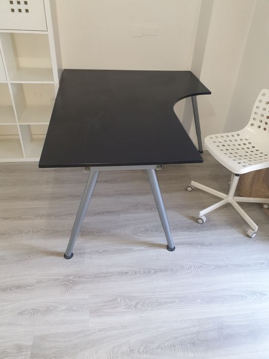 Secretárias IKEA Galant 160x120cm