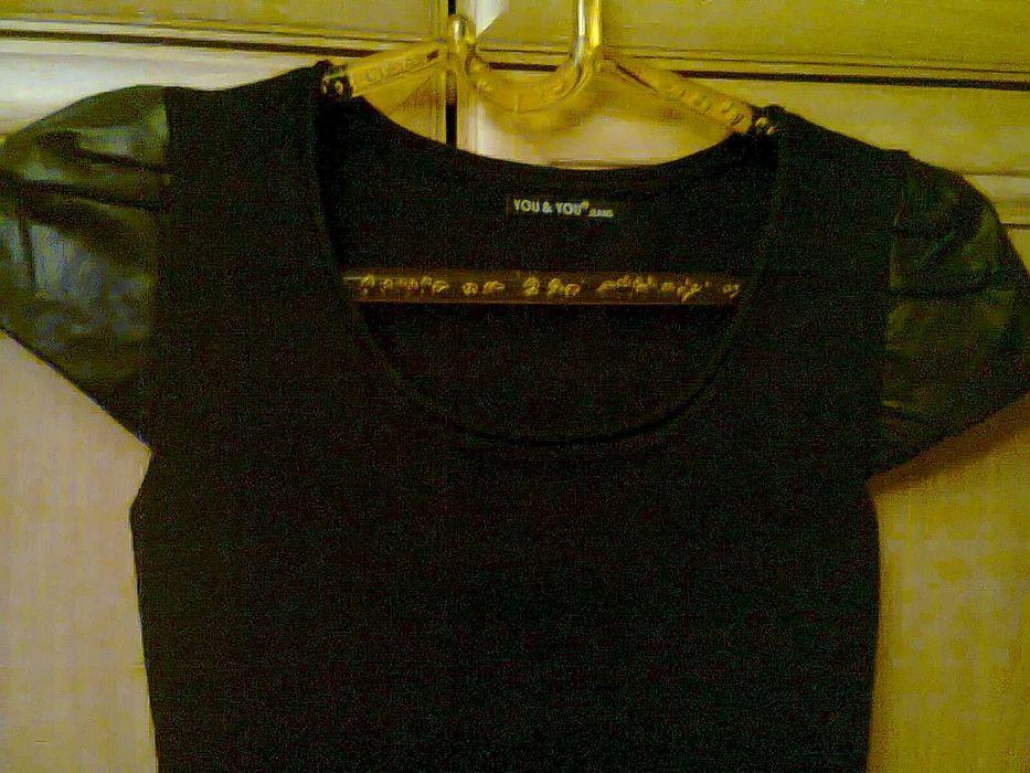 Bluzka czarna bawełniana ze skórą YOU &YOU.