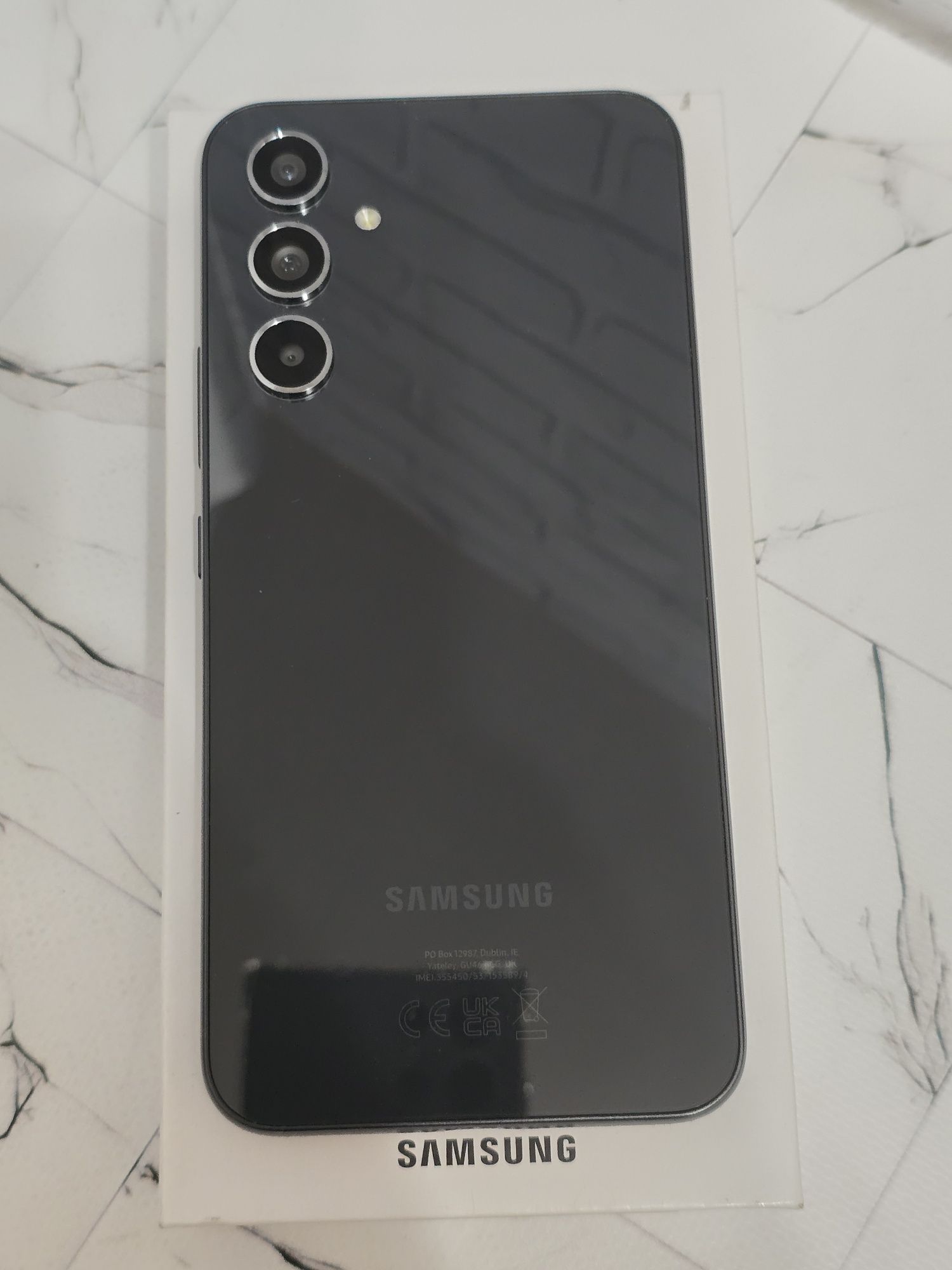 Samsung a54 5G 8/128 ідеальний стан , комплект.