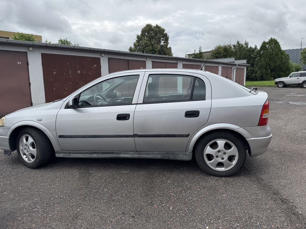 Opel astra. Klima elektryczne szyby