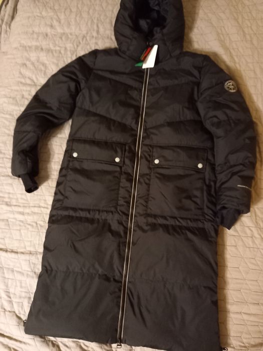 Płaszcz puchowy z odblaskowymi elementami czarny  Rozmiar 38