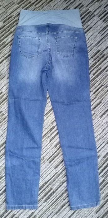 Spodnie ciążowe niebieskie przecierane H&M Mama