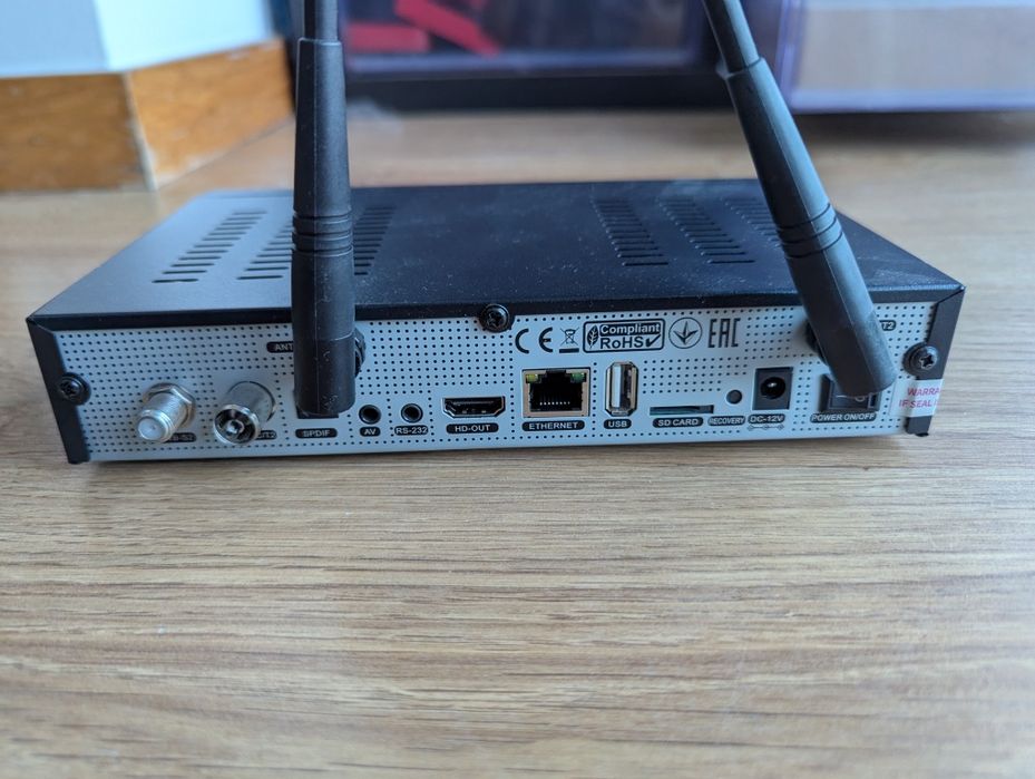 Box Satélite Octagon SF8008 4K