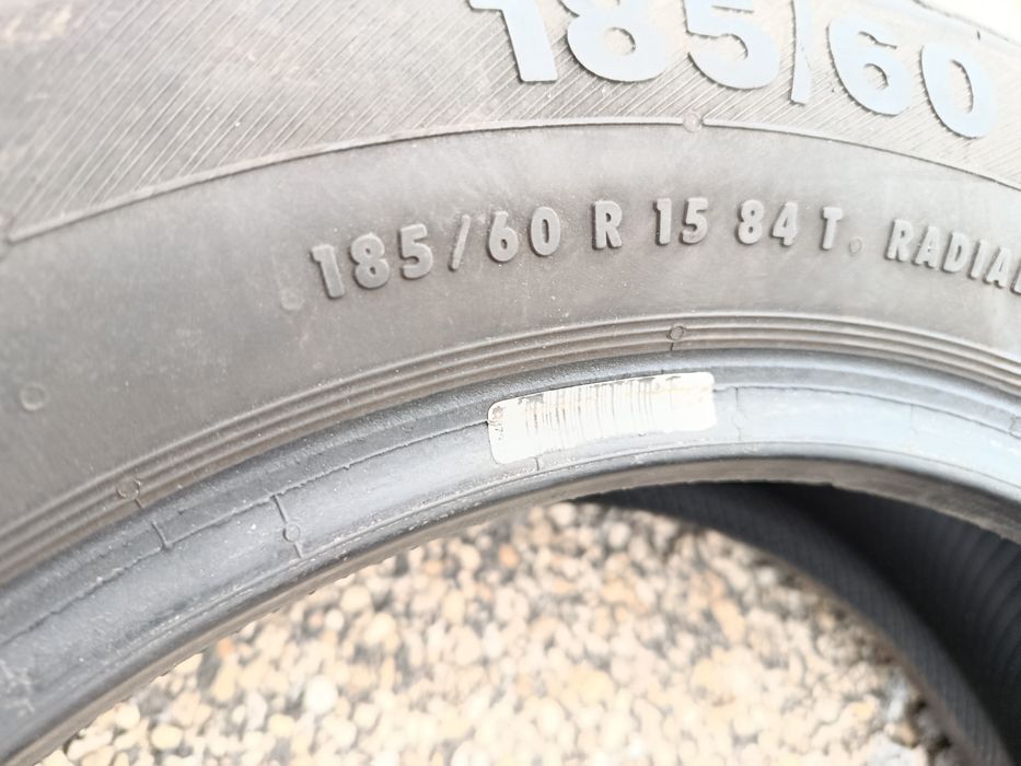 opony zimowe Barum 185 60 r15 piekny komplet