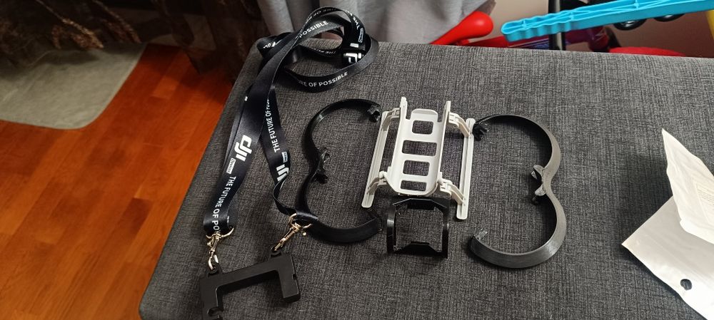 Vendo bolsa como nova para drone dji neo + proteções laterais e câmara