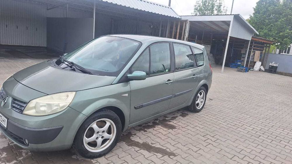 renault grand scenik