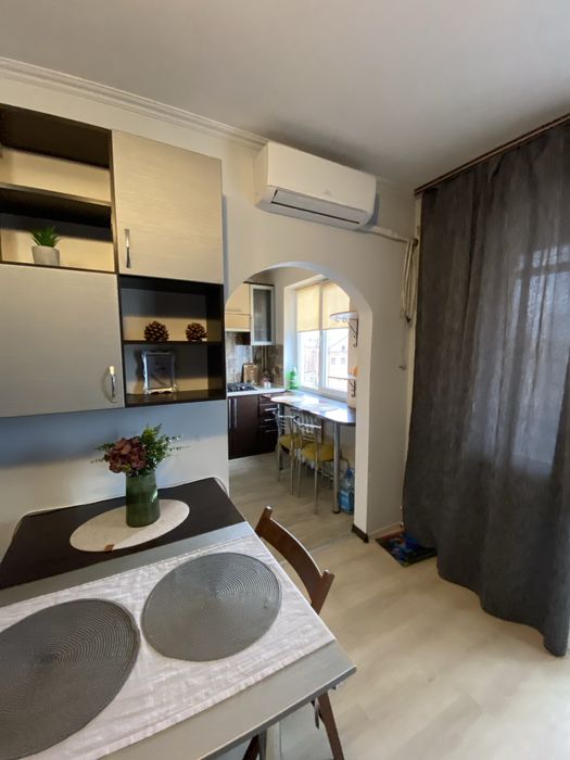 2 кімнатна квартира центр Небесна Сотня 40