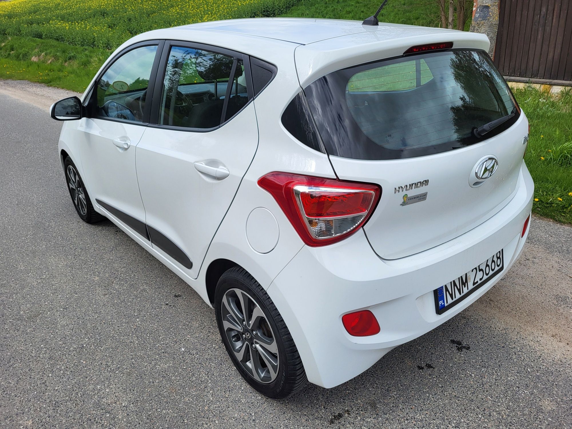 Hyundai  I 10 benzyna  ładnie  wyposażony