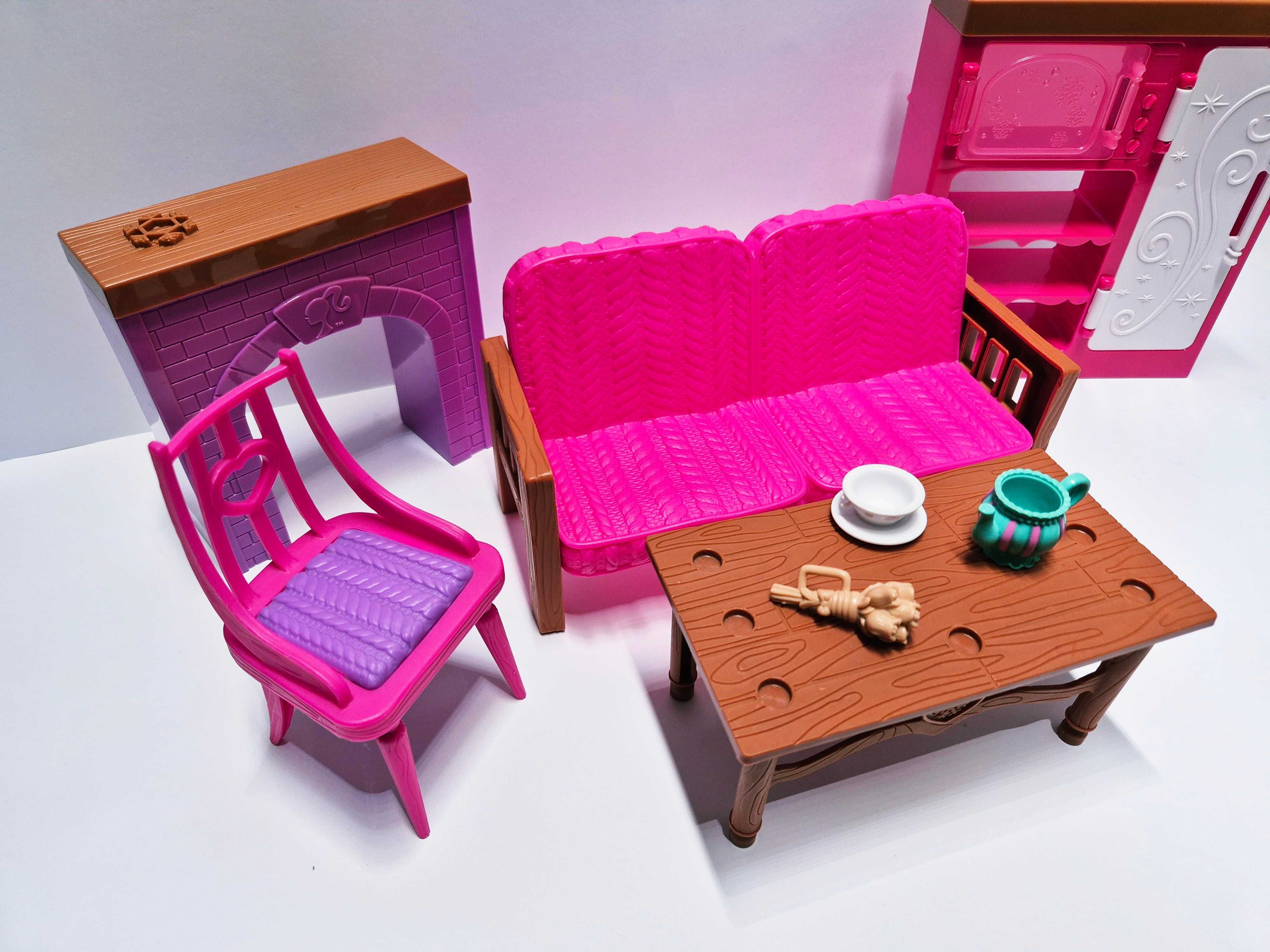 Barbie Zestaw mebli do salonu sofa, stół, krzesło, kominek, aneks
