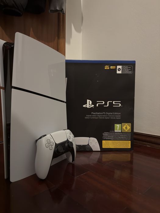 Consola PS5 Edição Digital (1 TB)
