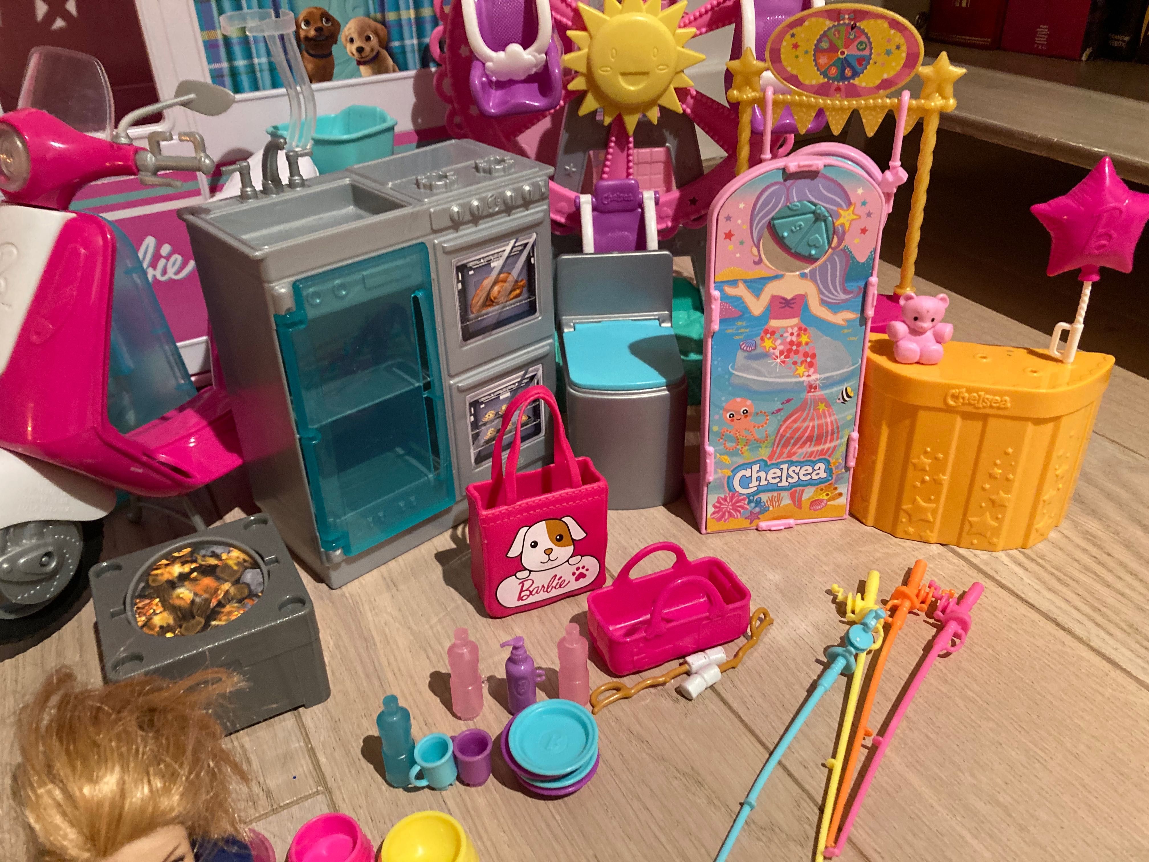 Barbie Mattel mix kamper wesołe miasteczko skuter