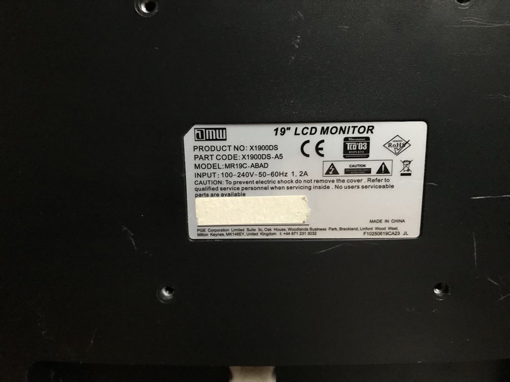 Monitor LCD 19 cali