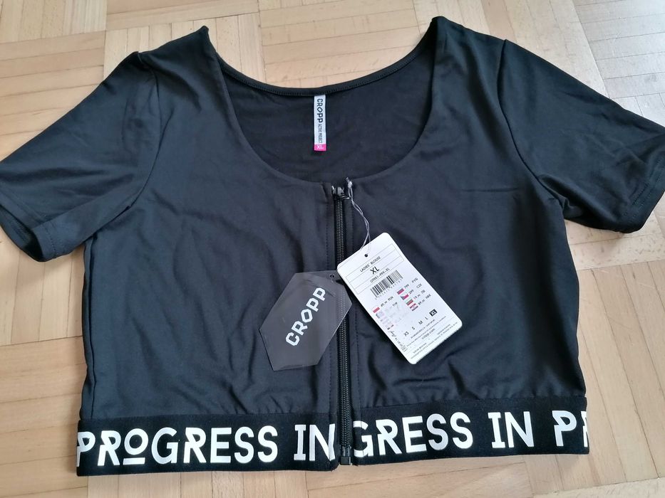 Krótki top nowy CROPP