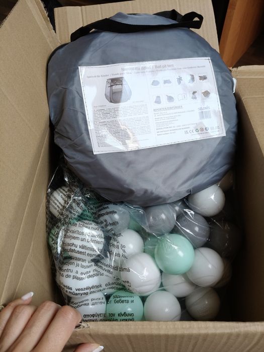 Namiot dla dzieci z pileczkami