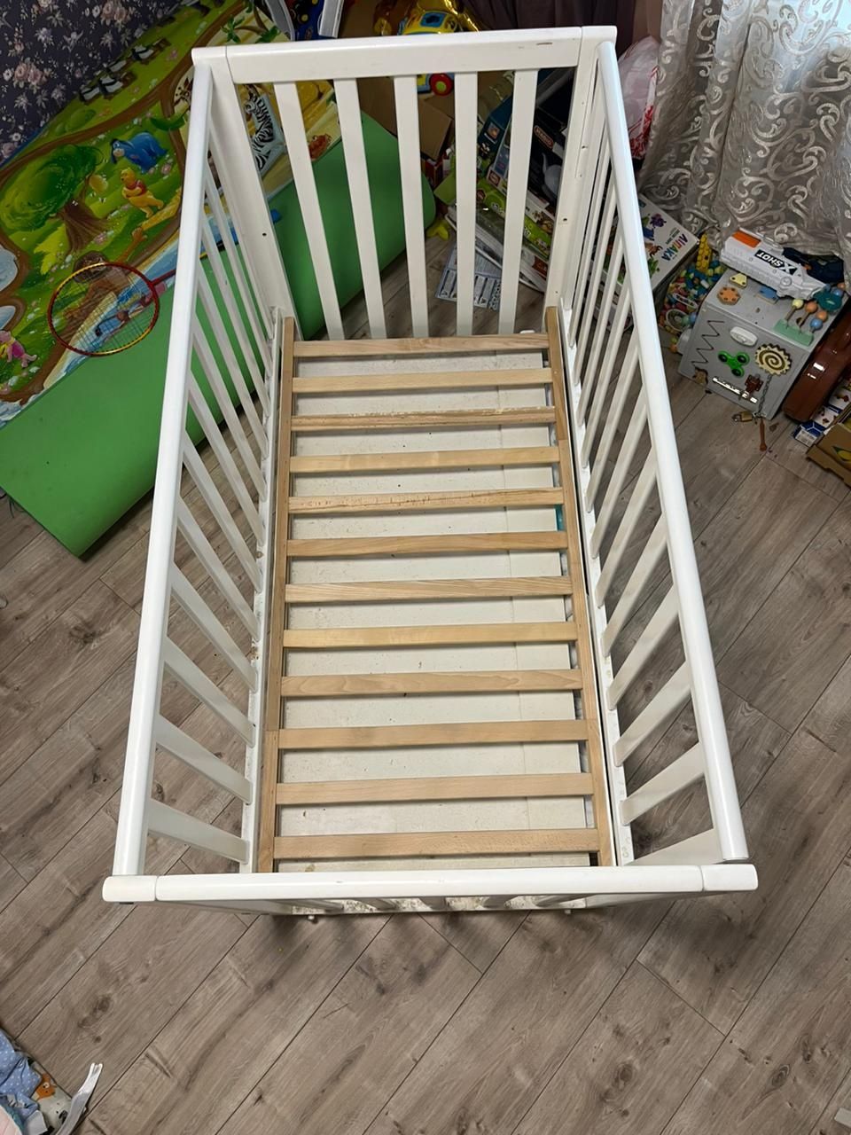 Продам  детскую кроватку