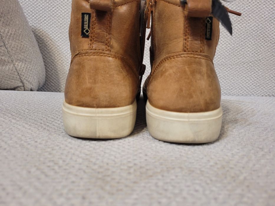 Buty ocieplane skórzane Ecco R.35 Zimowe