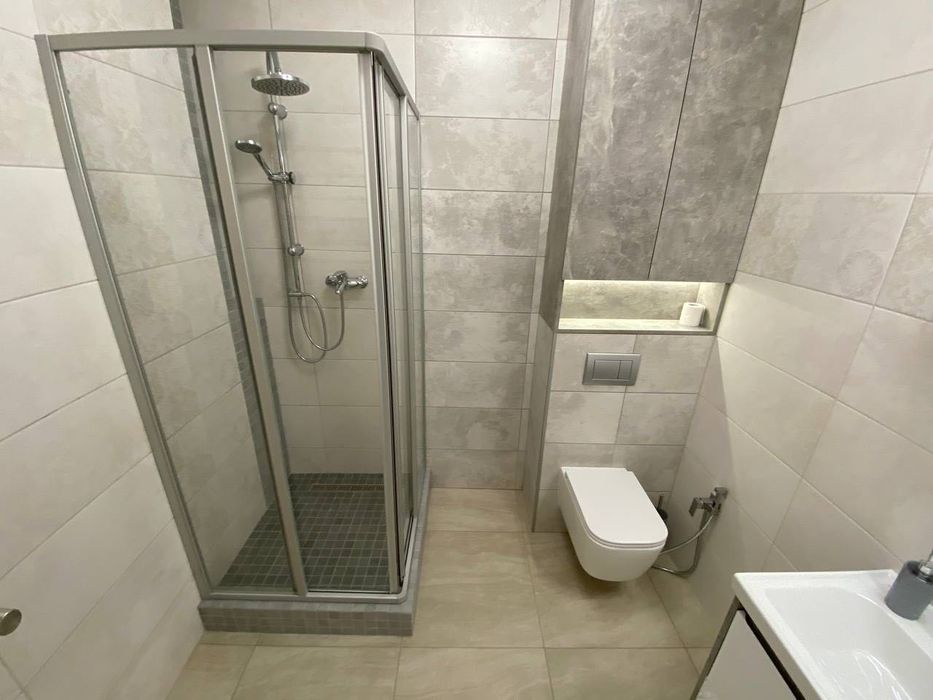 Оренда стильної 1 км квартири в затишному районі міста