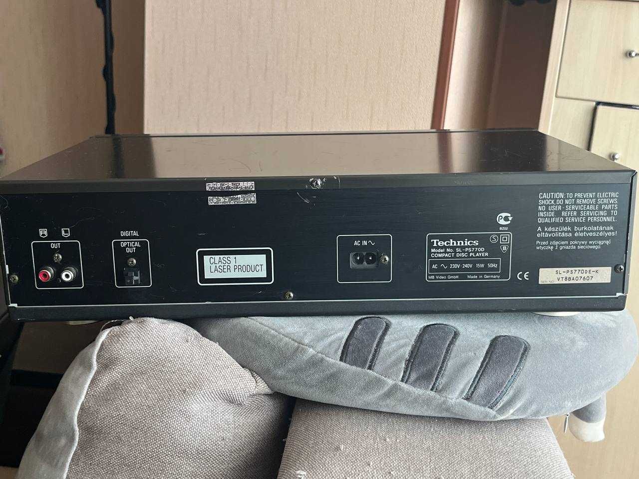 Проигрыватель CD дисков Technics SL-PS770D