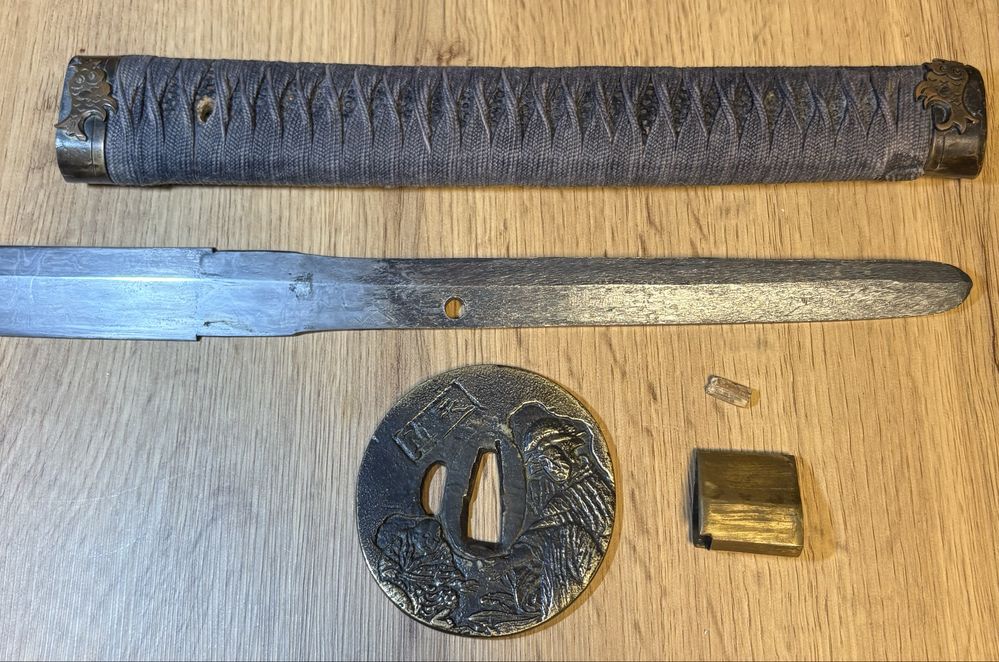 Miecz Japonia tylko tsuba sygnowana