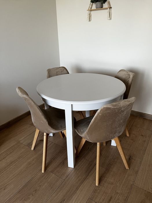 Biały stół rozkładany 95cm do 195cm