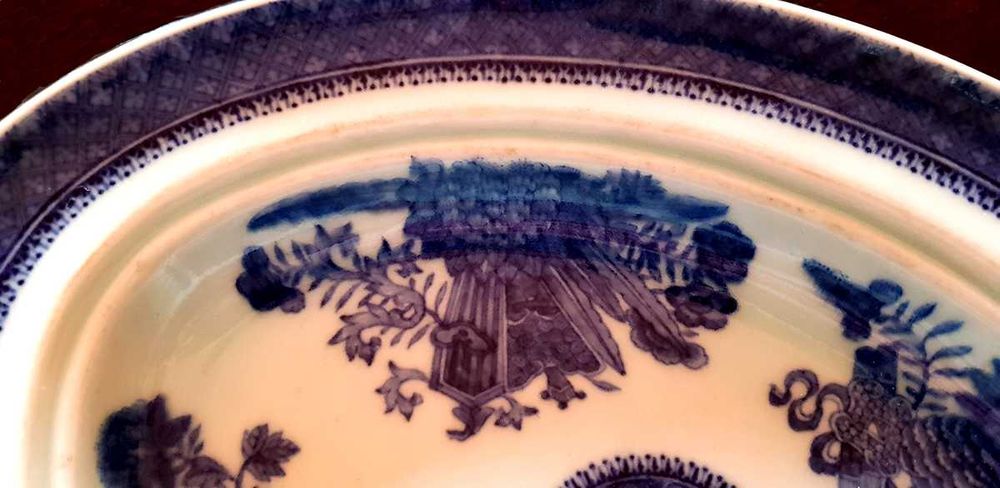Travessa funda porcelana da China, Azul e Branco período Jiaqing 29 cm