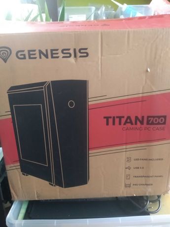 Ładna obudowa do komputera Genesis Titan 700 Midi Tower. 50% ceny