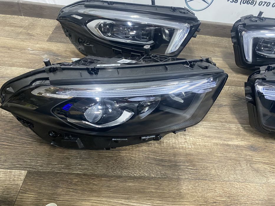 Mercedes w177 a клас фара права ліва