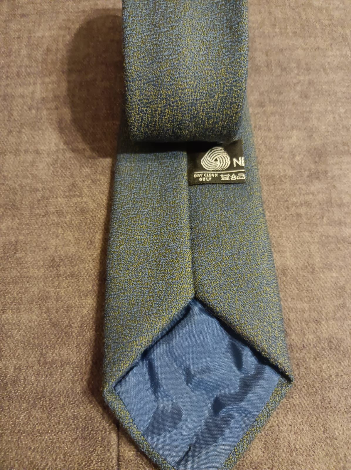 Wełniany krawat -unisex