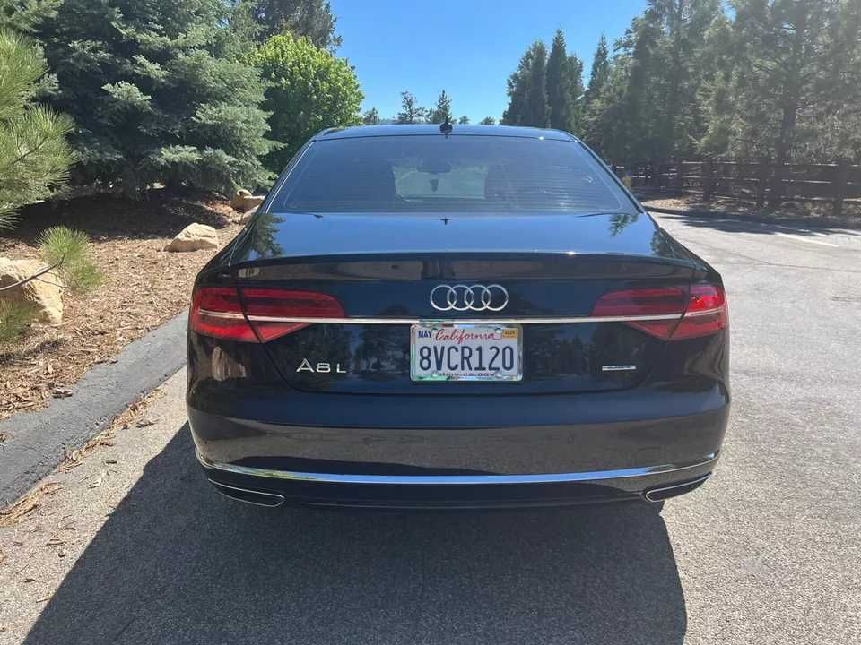 2016  Audi  A8 Prestige