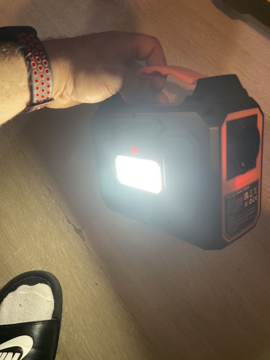 Przenośna Stacja Zasilania 300w 80.000mAh AC 230V, DC 12V, USB-C