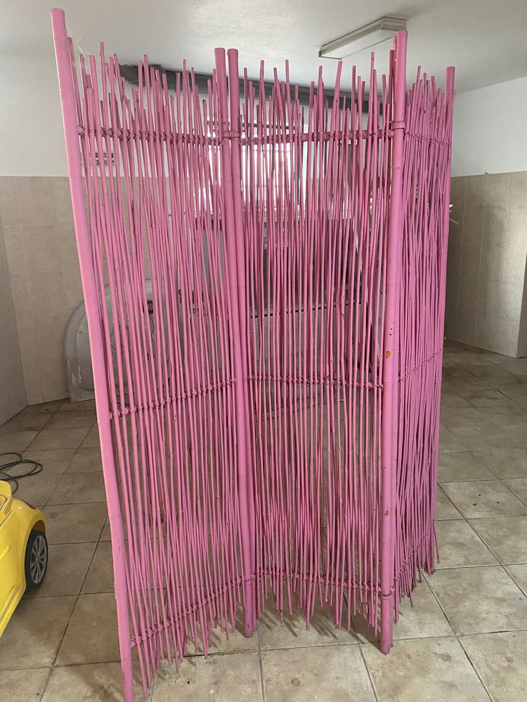 Biombo rosa para decor