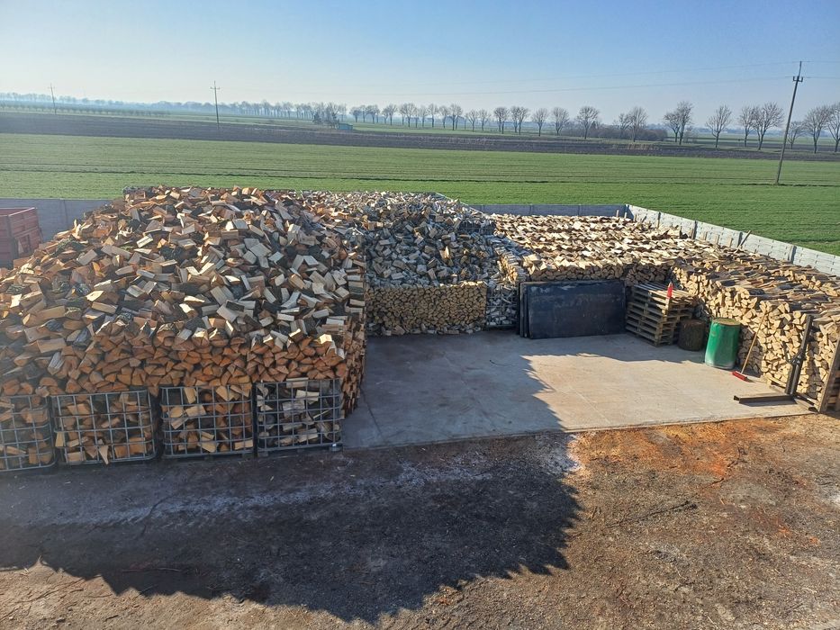 Drewno opałowe do pieca i kominka