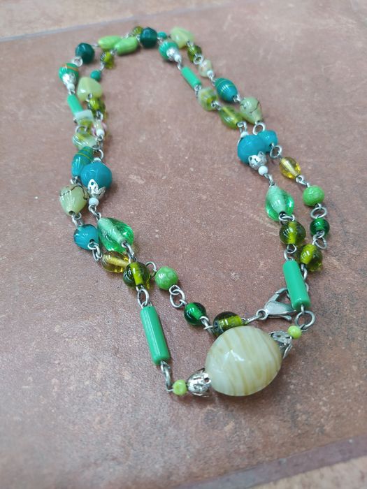 Zielony naszyjnik damski nowy turkusowo zielony długi