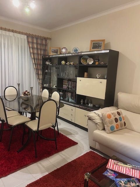 Aluga-se apartamento T1 Praia da Amorosa Viana do Castelo