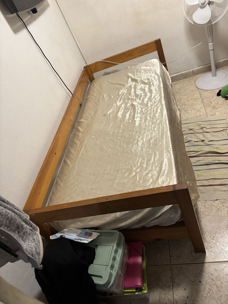 Estrado sem o colchao