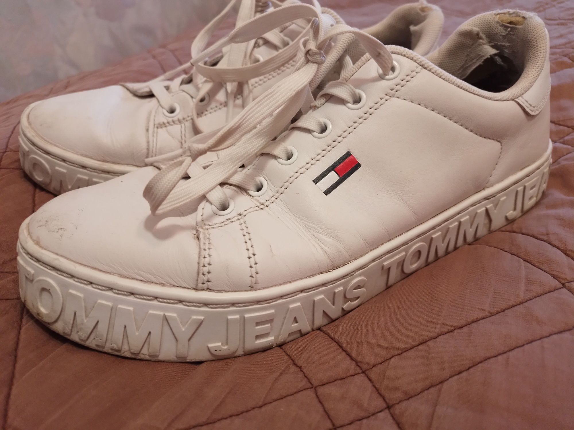 Buty damskie Tommy hilfiger 39