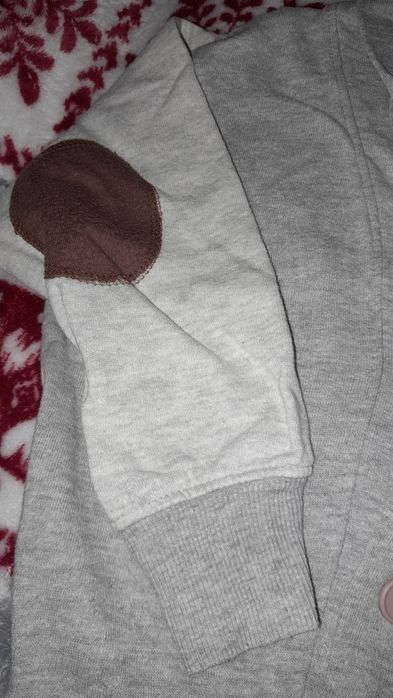 Sweter na guziki chłopięcy 110 cm 4/5lat