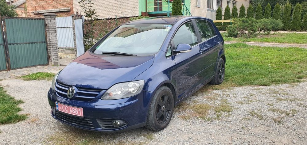 Фольксваген Гольф Плюс 1.6 бензин 2006р.в.