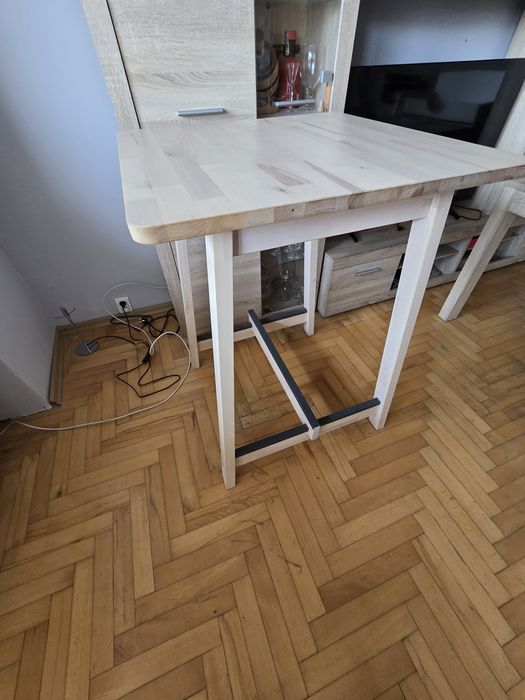 Stół barowy do kuchni wysoki