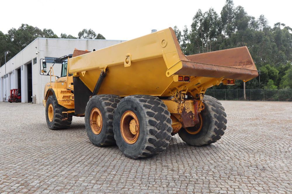 2005 Volvo A30 Dumper Articulado