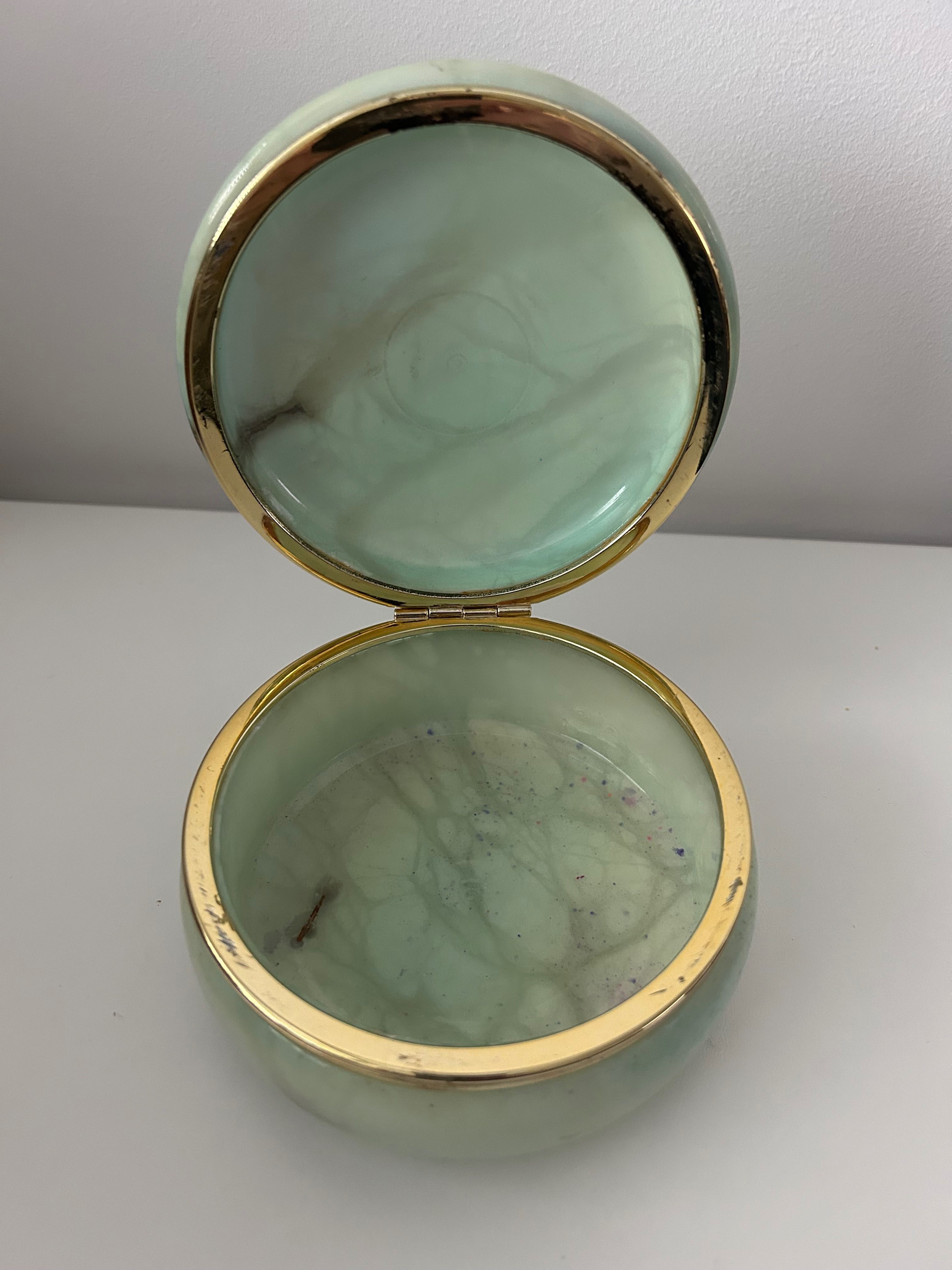 Zabytkowa szkatułka na bizuterię włoski alabaster